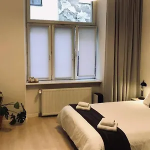 https://smart-studio-in-heart-of-krakow-main-square-railway.krakowhotelspoland.com